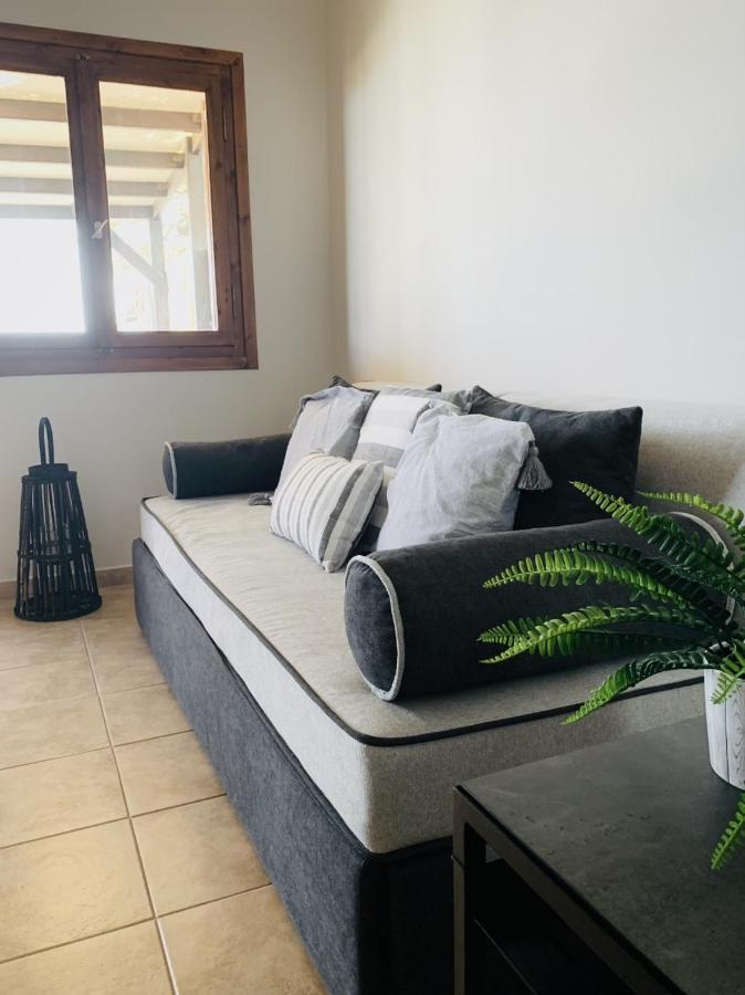 House By The Sea In Artemis Apartment Екстериор снимка