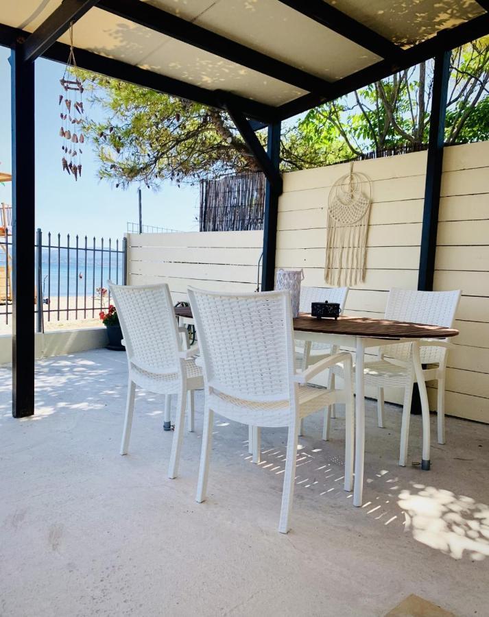 House By The Sea In Artemis Apartment Екстериор снимка