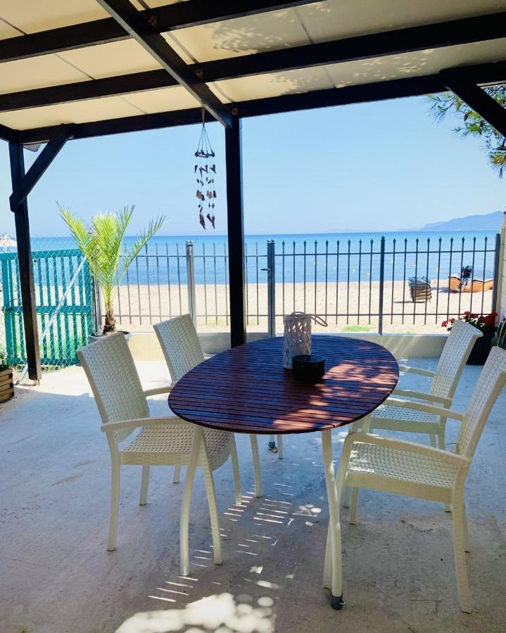 House By The Sea In Artemis Apartment Екстериор снимка